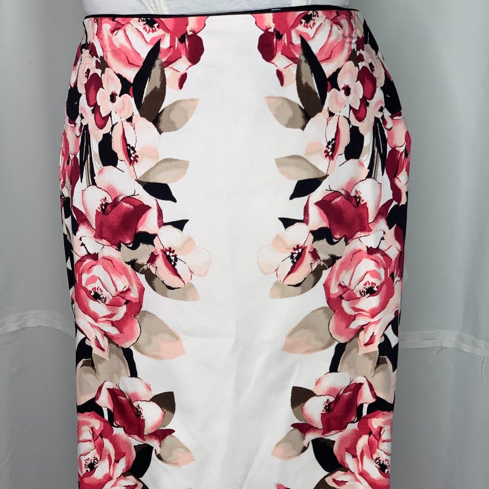 White House Black Market Pencil Skirt with Roses Floral Sz 2